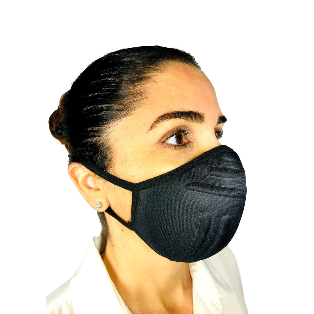 Brasil Máscaras - Three-Layer Face Mask with Antibacterial Protection Brasil Máscaras Brasil Máscaras - Three-Layer Face Mask with Antibacterial Protection Brasil Máscaras